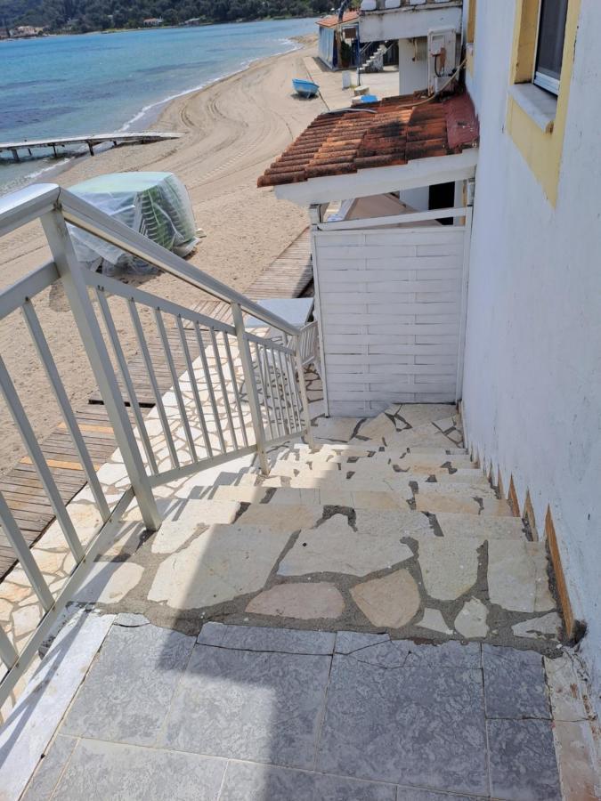Seaside Studios Mesongí Exterior foto